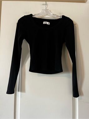 Hollister Black Ribbed Long Sleeve Cotton Scoop neck Top Size Juniors Medium